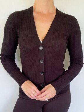 VINCE 100% merino wool black textured knit v-neck button up cardigan small